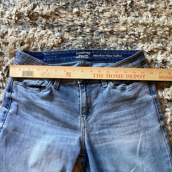 SIGNATURE LEVI'S STRAUSS Mid Rise Slim Cuffed Jeans Women’s Size 8 - Picture 4 of 8